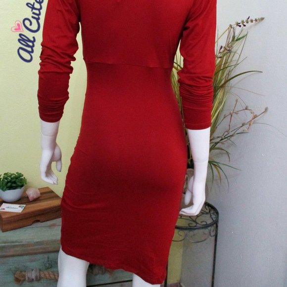 Capella Red Long Sleeve Rushed Dress Size M - Picture 8 of 8